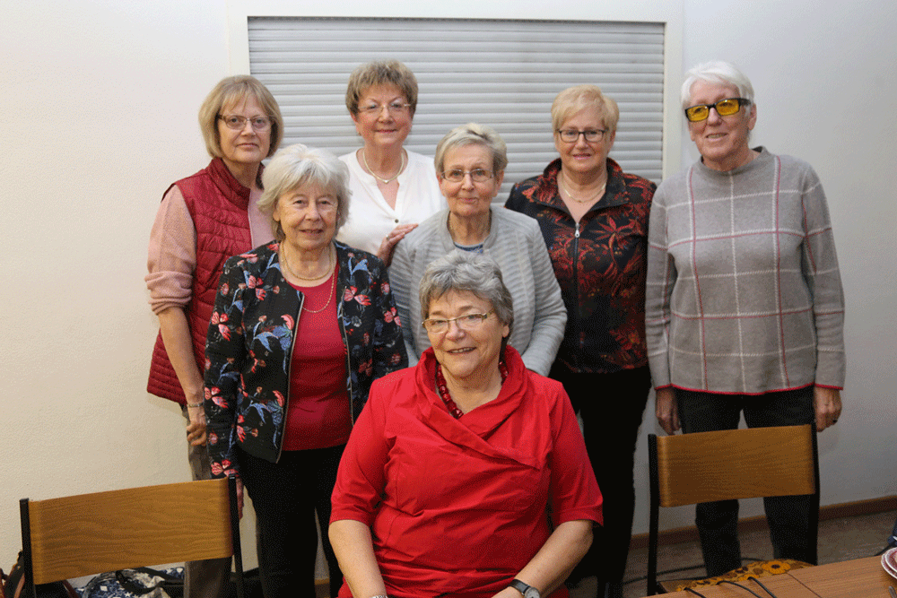 Vorstand der Käfertaler Landfrauen, von rechts nach links:
