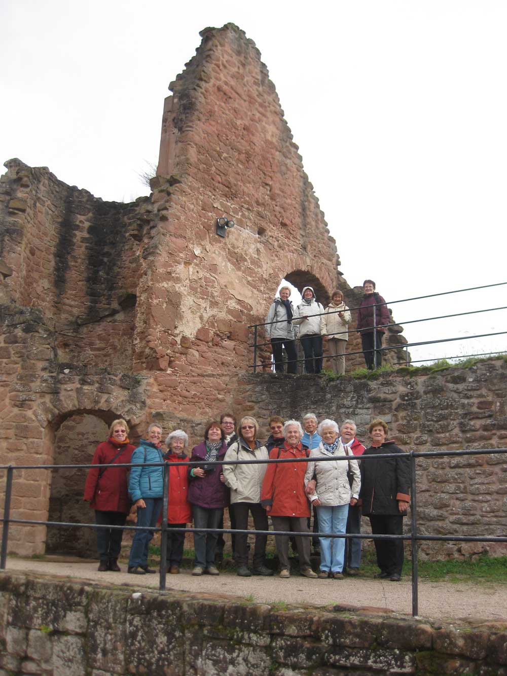 Ruine Hardenburg aus dem 15 Jhdt